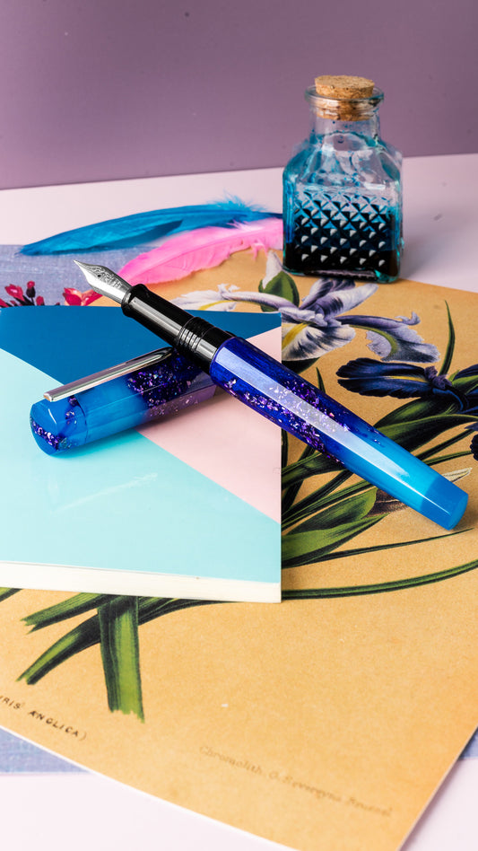 BENU Euphoria Fountain pen - Scent of Irises