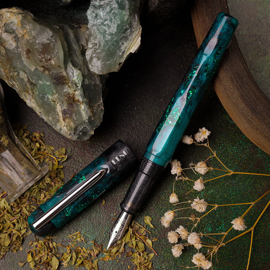 BENU Talisman Fountain pen - Cat's Eye