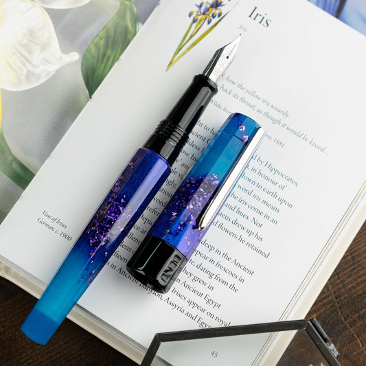 BENU Euphoria Fountain pen - Scent of Irises