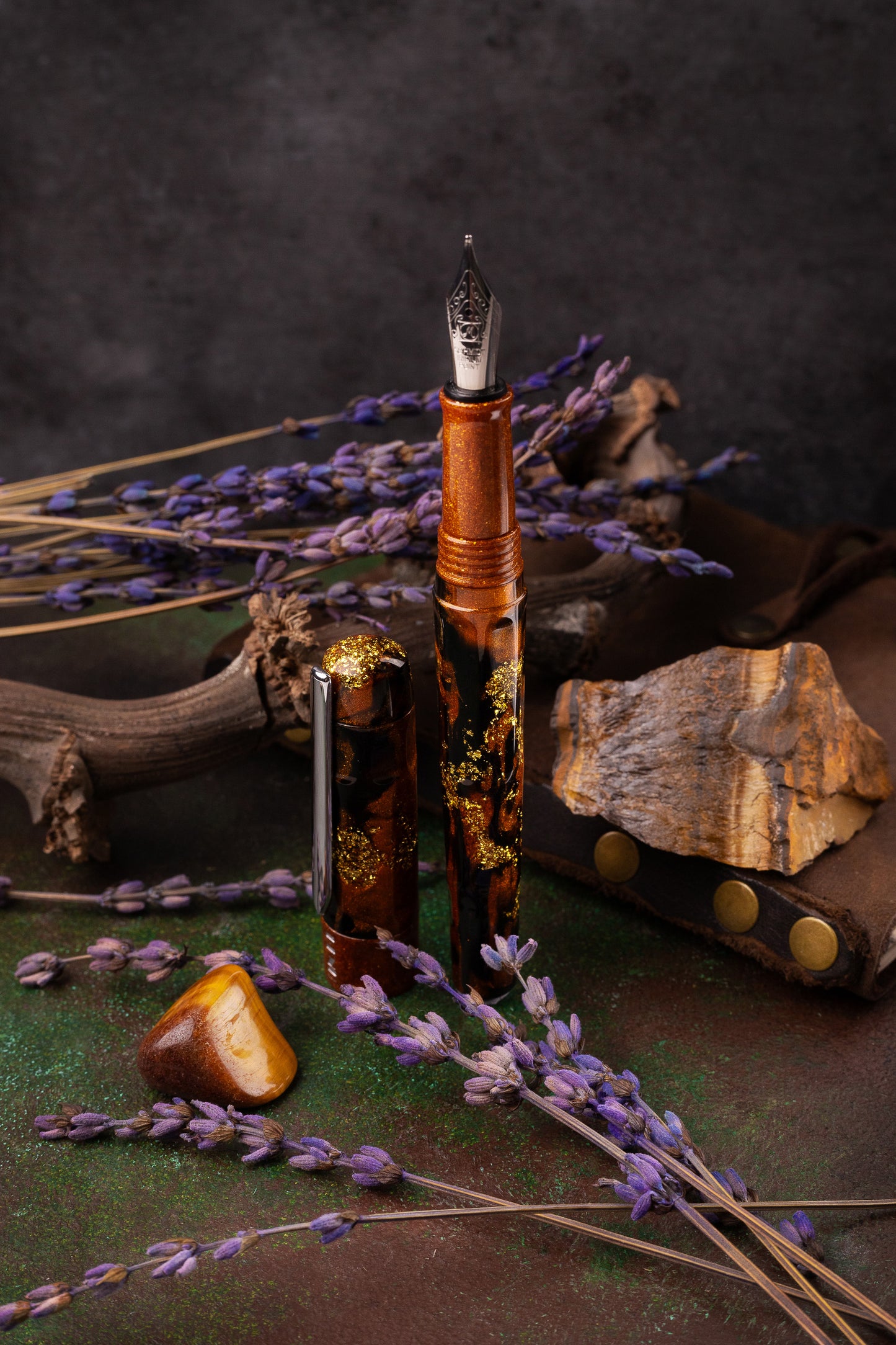 BENU Talisman Fountain pen - Tiger's eye