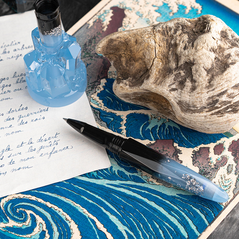 BENU Briolette Pen holder - Luminous