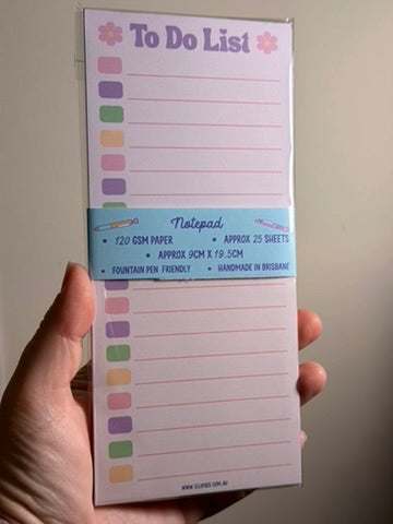 Notepad: Flowery To Do List (Light Pink Background)