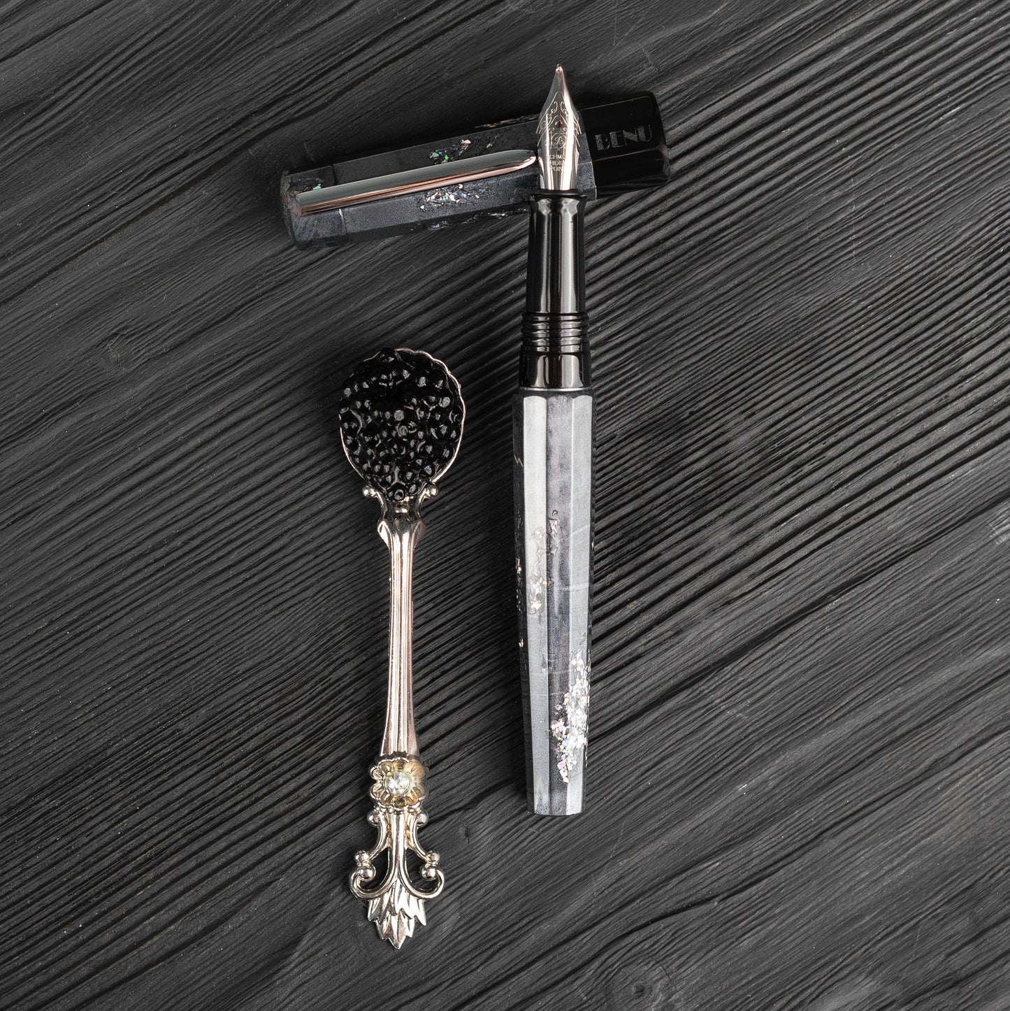 BENU Euphoria Fountain pen - Caviar