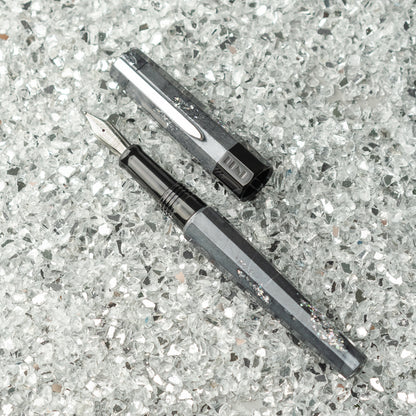 BENU Euphoria Fountain pen - Caviar