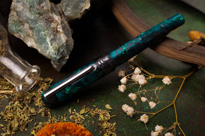 BENU Talisman Fountain pen - Cat's Eye