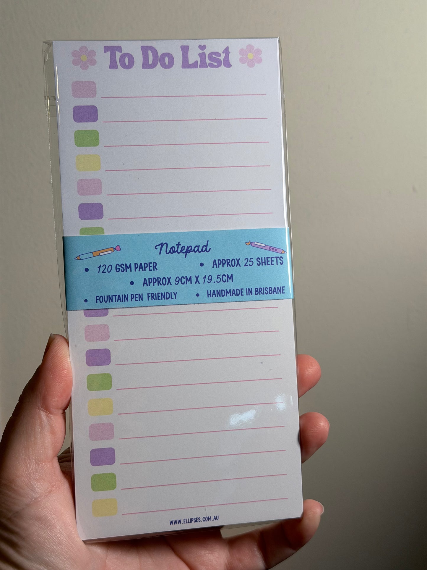Notepad: Flowery To Do List (White Background)