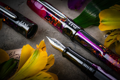 BENU Talisman Fountain pen - Lily of the Incas