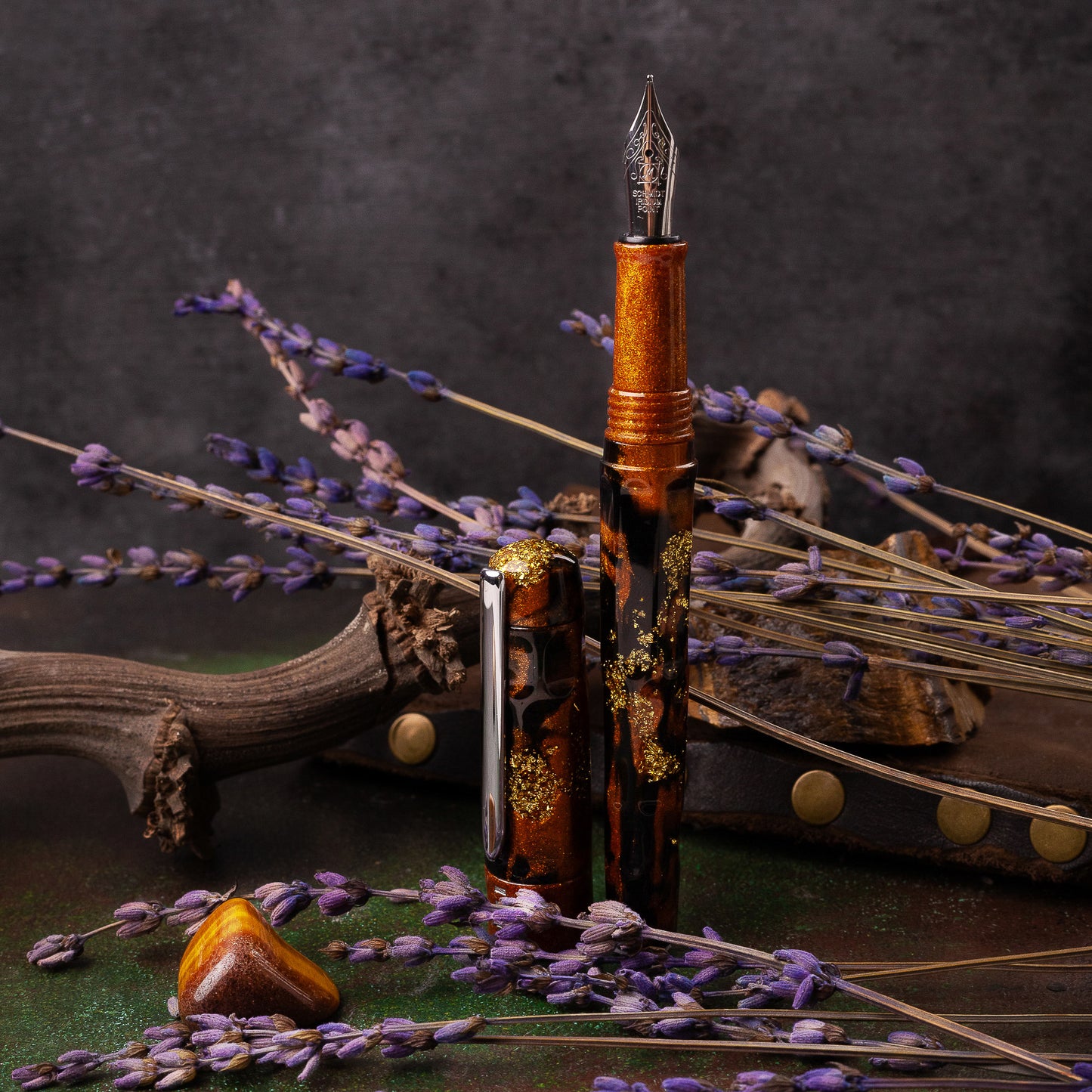 BENU Talisman Fountain pen - Tiger's eye